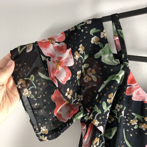 CAbi #5220 Size Small Fairytale Floral Cold Shoulder Blouse Top Shirt Lined‎ - Picture 6 of 16